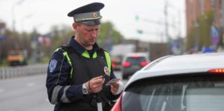 Кому нужно срочно поменять права. Этих водителей ждут штрафы
