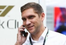 «Конец или возрождение». Виталий Петров назвал 2026 год решающим для Хэмилтона в Ferrari