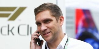 «Конец или возрождение». Виталий Петров назвал 2026 год решающим для Хэмилтона в Ferrari