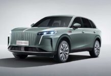Кроссовер Hongqi установил мировой рекорд Гиннесса