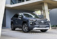 Мы нашли замену Camry и RAV4. Эти модели Toyota не подорожают с 1 декабря