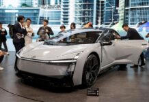 Новые модели и удешевление бензина. Главное из телеграм-ленты Autonews