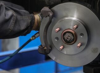 Правительство РФ расширило перечень автодеталей для маркировки