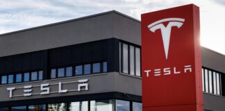 СМИ узнали о требовании Tesla к поставщикам избегать деталей КНР для авто в США