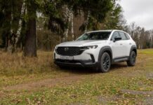 Спасибо за олдскул. Первый тест Mazda CX-50 — японского кроссовера из КНР