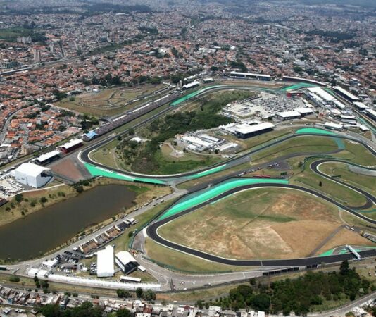 Трансляция спринта Формулы 1 в Бразилии