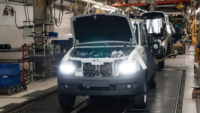 uaz-poluchil-ekstrennye-knopki-ot-nami-s-novymi-funkcijami-1589cbd