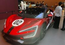 В Китае представили самый быстрый автомобиль в мире