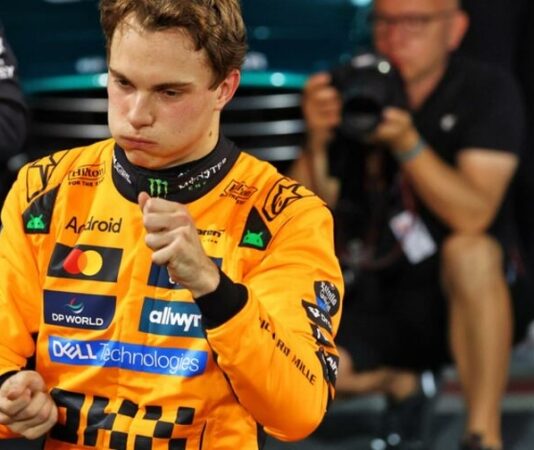 «В McLaren происходит что-то странное». Ферстаппен-старший дал совет Пиастри