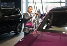 В России снизились цены на подержанные электромобили и гибриды