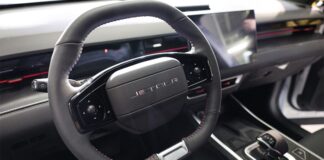 Зарегистрированный в России бренд Votour назвал собственника компании